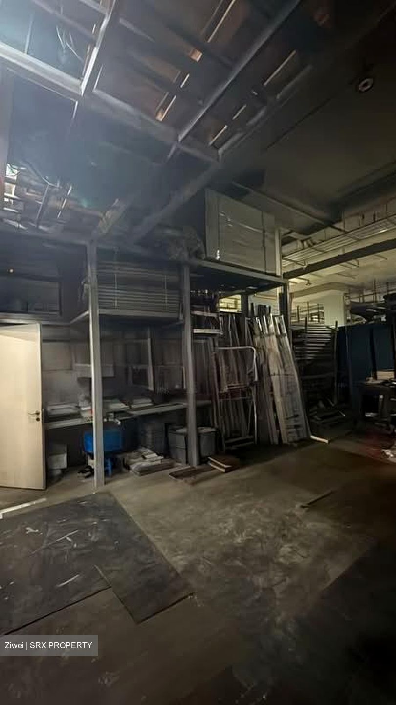 Pioneer Centre (D22), Factory #552414331